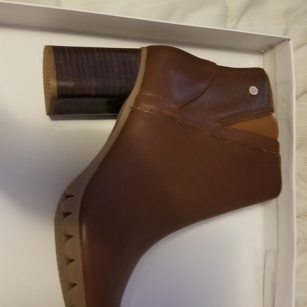 Hush puppies booties